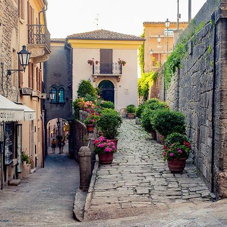 مبيت وإفطار سان مارينو Antica Bifora Rsm المظهر الخارجي الصورة