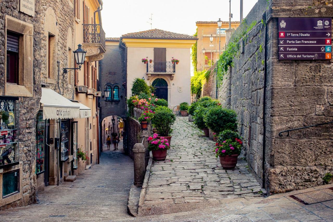 مبيت وإفطار سان مارينو Antica Bifora Rsm المظهر الخارجي الصورة